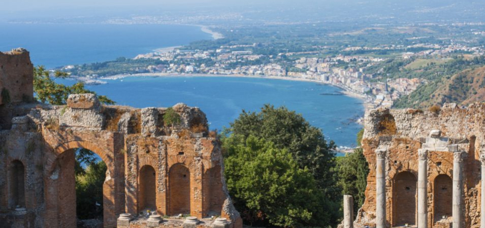 Sicilia, fra mare arte barocca