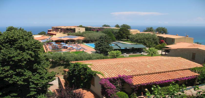 Calabria, Tropea - Villaggio L'olivara Hotel 0