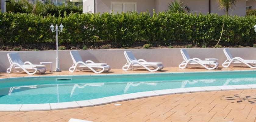 Calabria, Santa Domenica - Residenza Borgo Italico 0