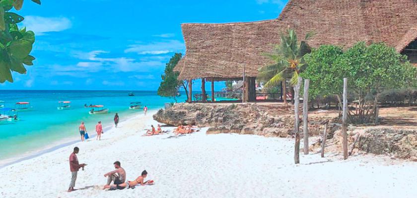 Tanzania, Nungwi - Bravo Premium Sandies Baobab 3