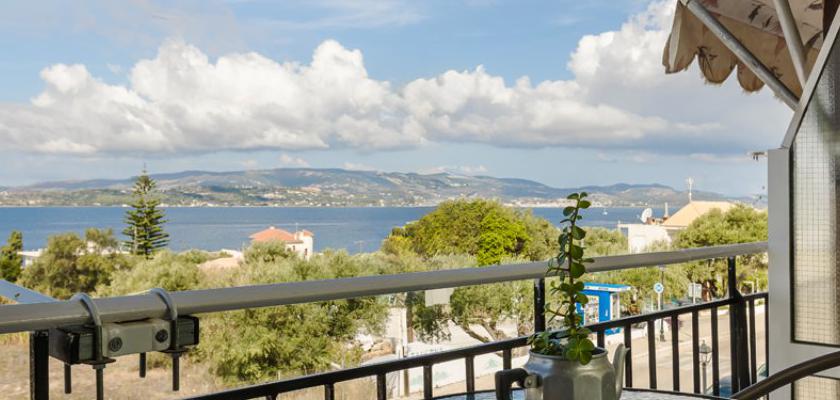 Grecia, Lassi - Tzakis Studios 2