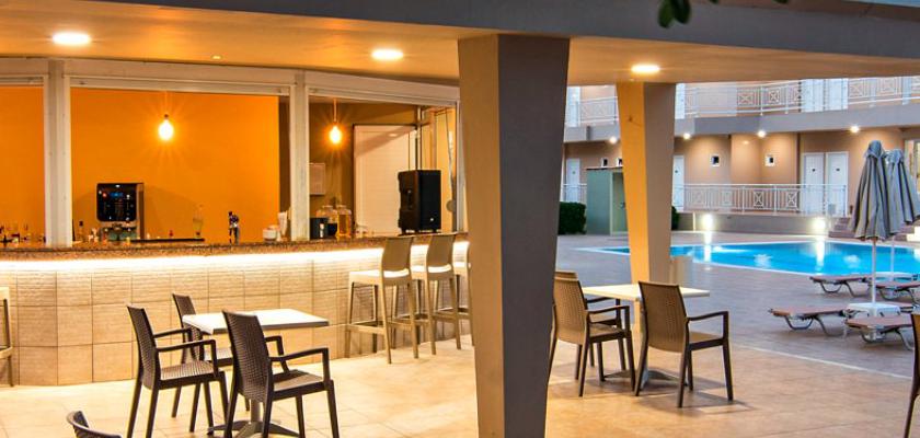 Grecia, Aghia Pelaghia - Hotel Chrissy's Paradise 3