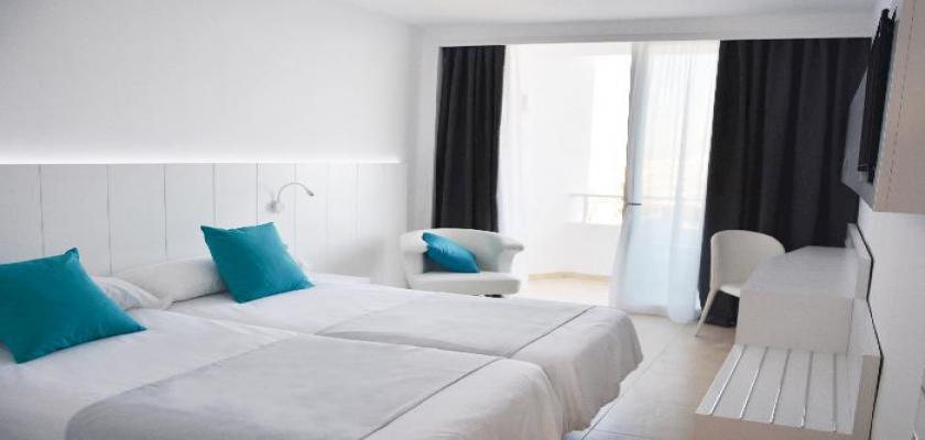 Spagna, Playa d'En Bossa - Hotel Vibra Algarb 4