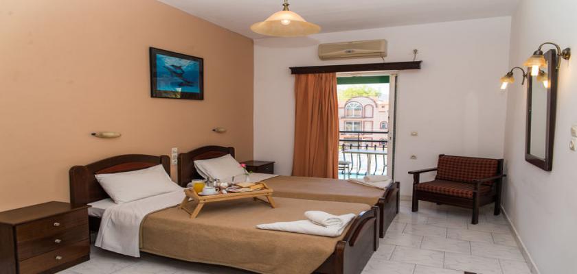 Grecia, Laganas - Hotel Perkes 2