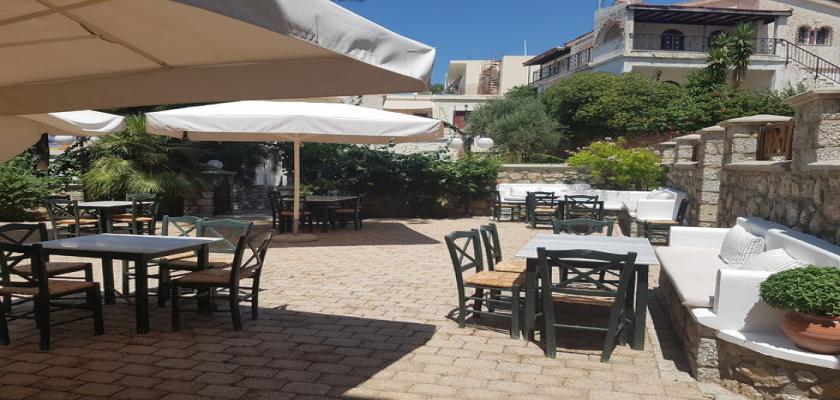 Grecia, Massouri - Hotel Oasis 4