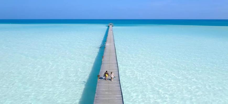 Maldive, Male - Holiday Island Resort & Spa 6