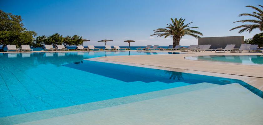 Grecia, Vasilikos - Searesort The Bay Hotel & Suites 4