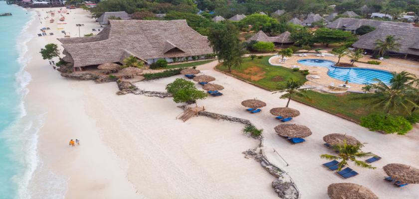 Tanzania, Nungwi - Seaclub Sandies Baobab Beach 5