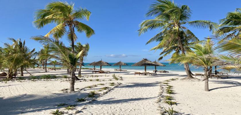 Tanzania, Dongwe - Searesort The Sands Beach Resort 3