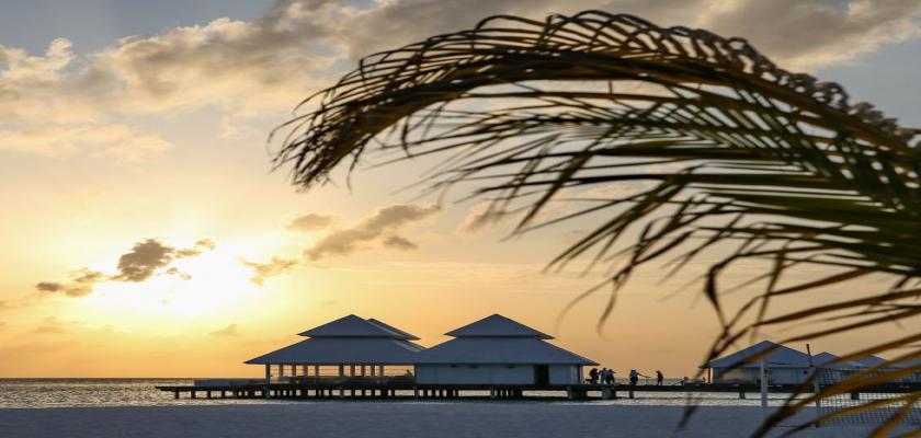 Maldive, Maldive - Seaclub Style Diamonds Athuruga 4