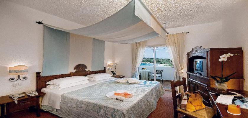 Italia, Sardegna - Colonna Grand Hotel Capo Testa 2