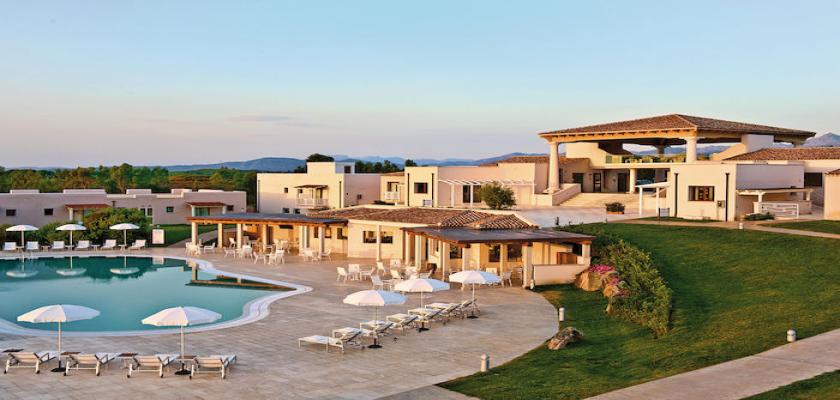 Sardegna, San Teodoro - Grande Baia Resort & Spa 0