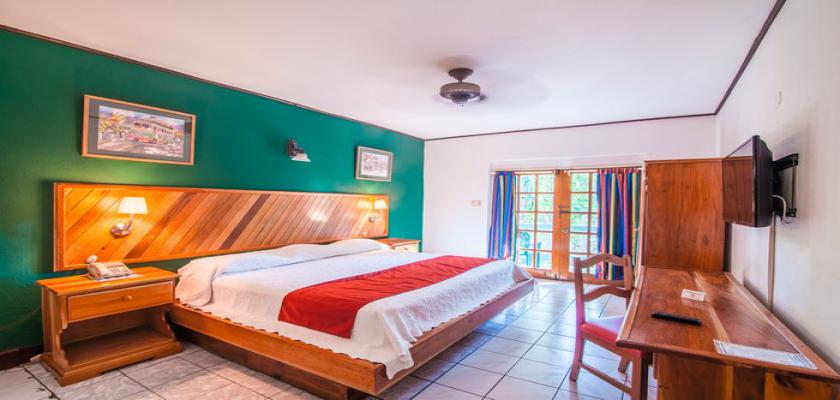 Giamaica, Negril - Hotel Legends Beach Resort 5