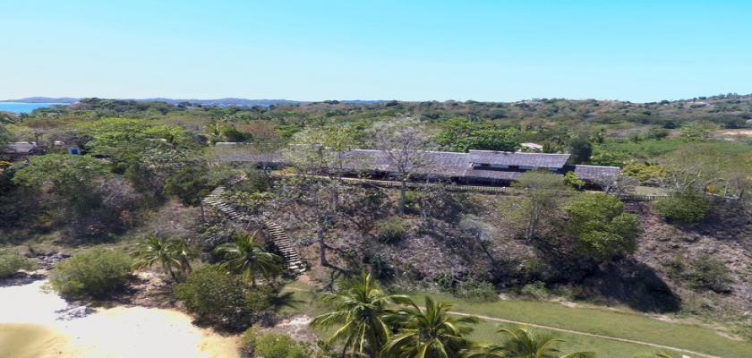 Madagascar, Nosy Be - Andilana Belvedere Hotel 1