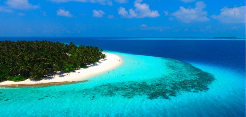 Maldive, Male - Fihalhohi Island Resort 0