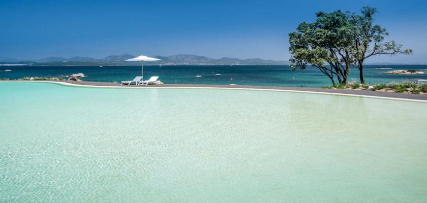 Sardegna, Capo Ceraso - Searesort Vretreats Cala Cuncheddi 1