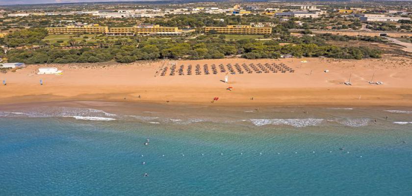 Sicilia, Marina di Modica - Bravo Conte Di Cabrera 1