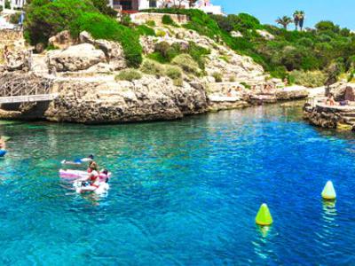 Spagna, Cala'n Forcat - Globales Almirante Farragut