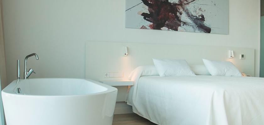 Spagna, San Antonio - Seaclub Els Pins Resort & Spa 4