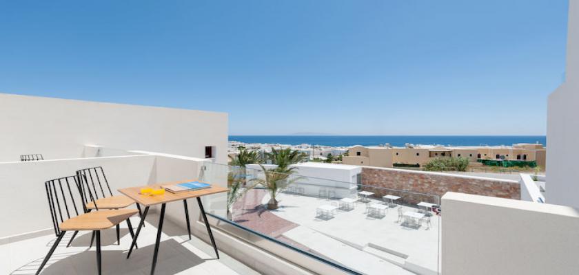Grecia, Kamari - Mar N Mar Crown Hotel & Suites 5