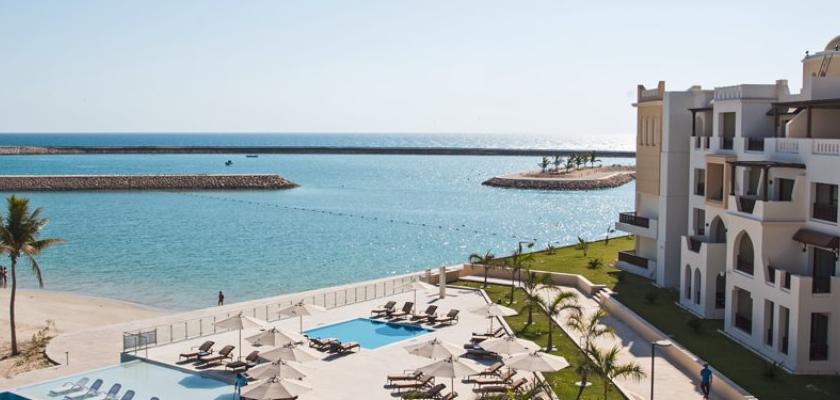 Oman, Salalah - Seaclub Fanar 1