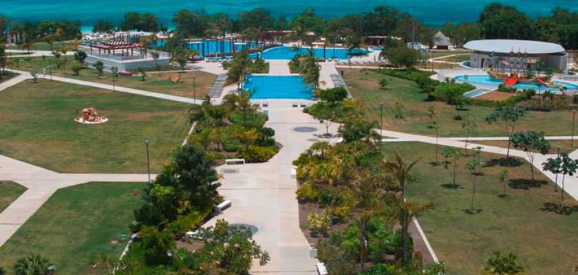 Cuba, Guardalavaca - Searesort Gran Muthu Almirante Beach 2