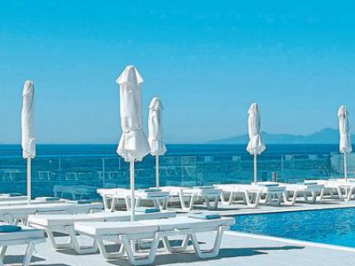 Grecia, Aghios Fokas - Dimitra Beach Hotel & Suites