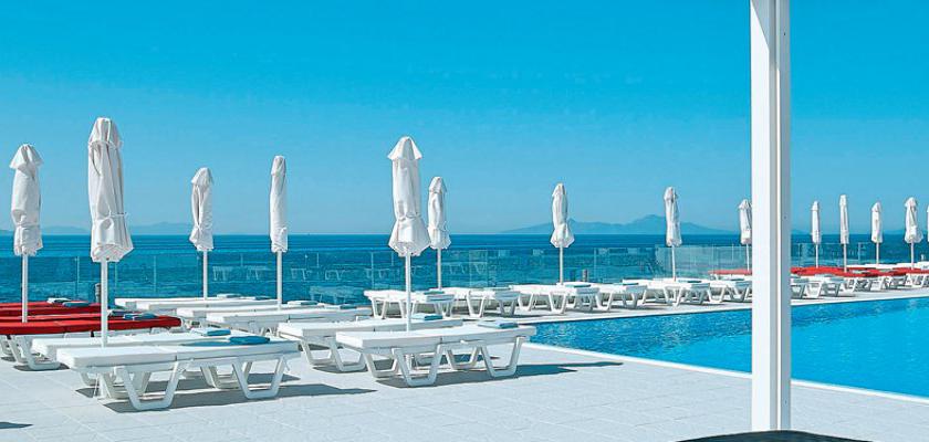 Grecia, Aghios Fokas - Dimitra Beach Hotel & Suites 0