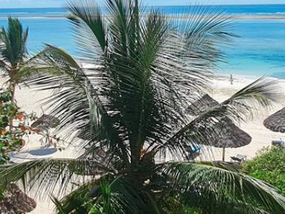 Kenya, Diani Beach - Diamonds Leisure Beach & Golf