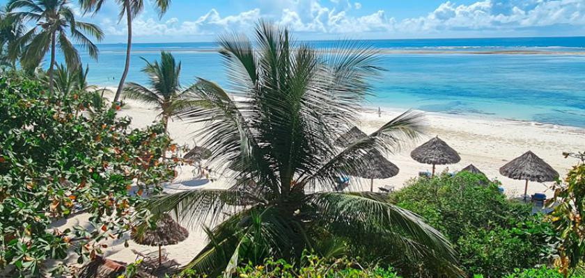 Kenya, Diani Beach - Diamonds Leisure Beach & Golf 0