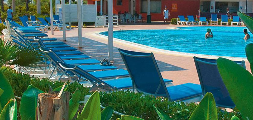 Puglia, Porto Cesareo - Baia Malva Resort 0