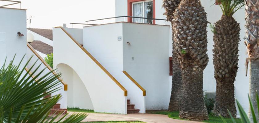 Spagna, Cala'n Bosch - Flora Park Hotel E App.ti 2