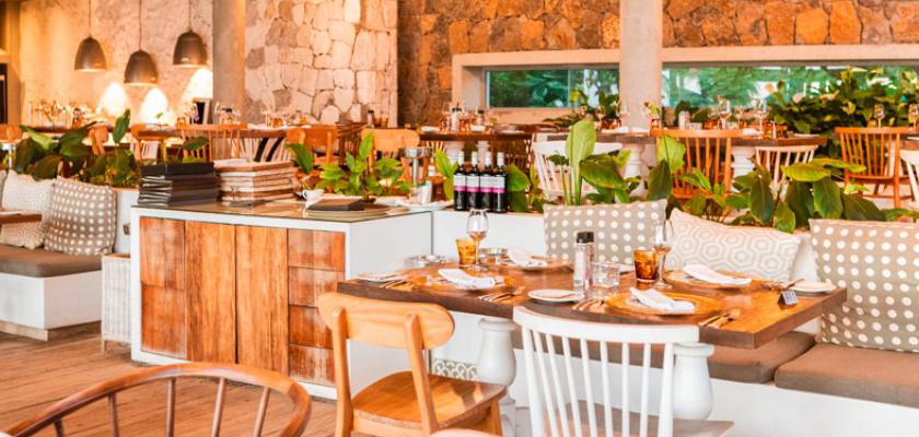 Mauritius, Pointe Aux Piments - Victoria For 2 Beachcomber 5