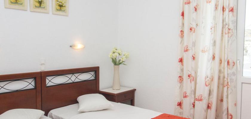 Grecia, Ornos - Eleftheria Hotel 4