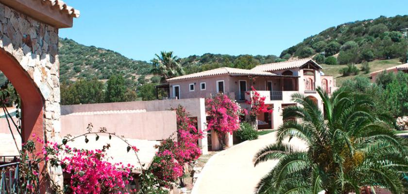 Sardegna, Villasimius - S'incantu Resort 5
