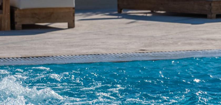 Grecia, Thira - The Majestic Hotel 0
