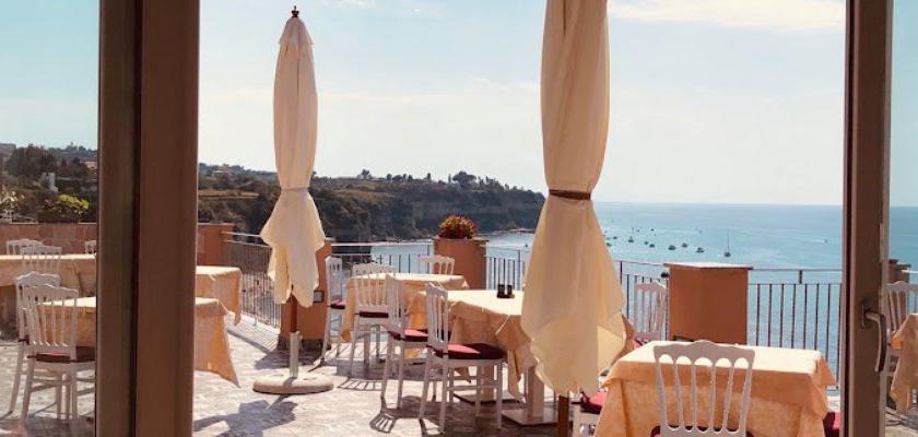 Calabria, Tropea - Hotel Terrazzo Sul Mare 2