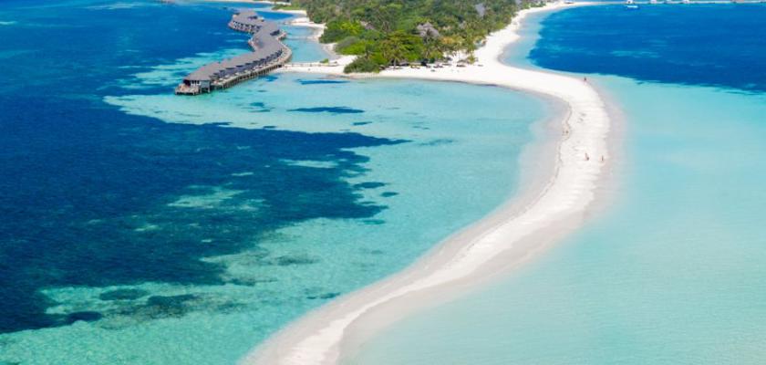 Maldive, Atollo di Lhaviyani - Kuredu Island Resort 0