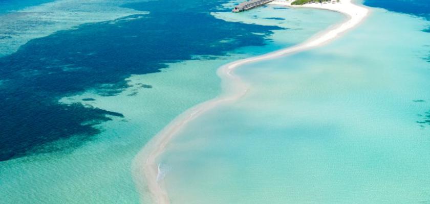 Maldive, Atollo di Lhaviyani - Kuredu Island Resort 1