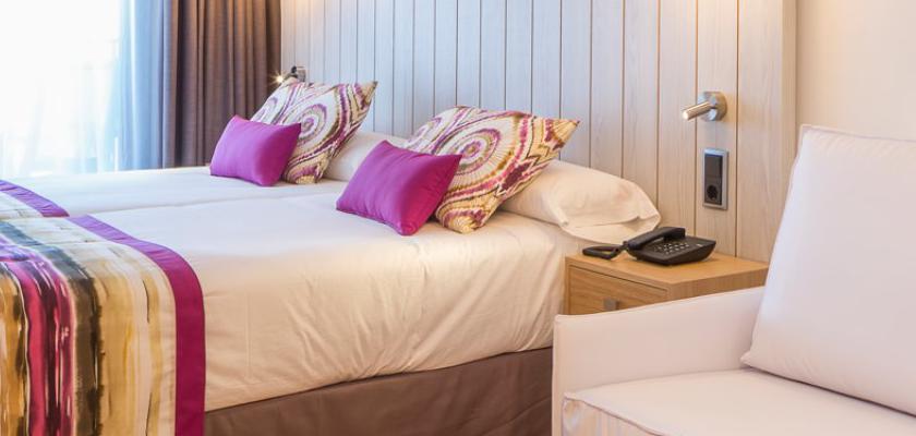 Spagna, Playa d'En Bossa - Grand Palladium White Island 2